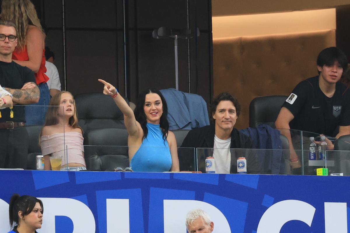 Katy Perry, în tribune la SUA - Paraguay 4-1