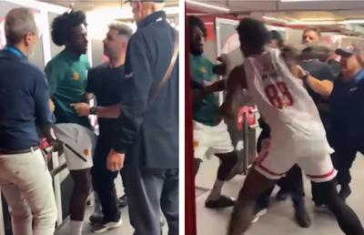 Scene revoltătoare în Grecia, chiar sub ochii polițiștilor! Vedetele lui Olympiakos și Panathinaikos și-au împărțit pumni