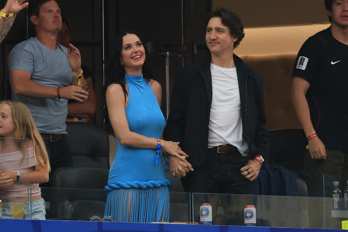 Katy Perry, în tribune la SUA - Paraguay 4-1