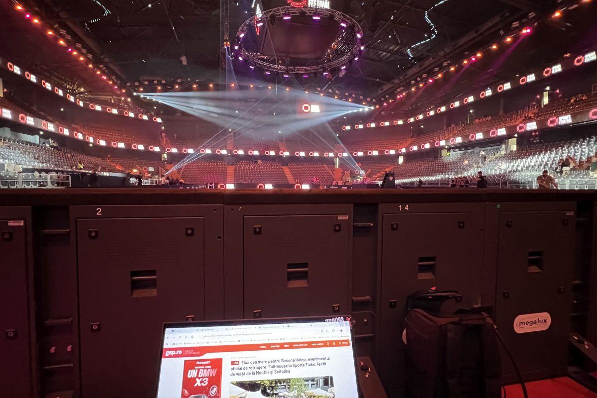 Bătaie de joc la Sports Festival: locurile de la masa presei, cedate VIP-urilor! Jurnaliștii, forțați să se descurce fără mese