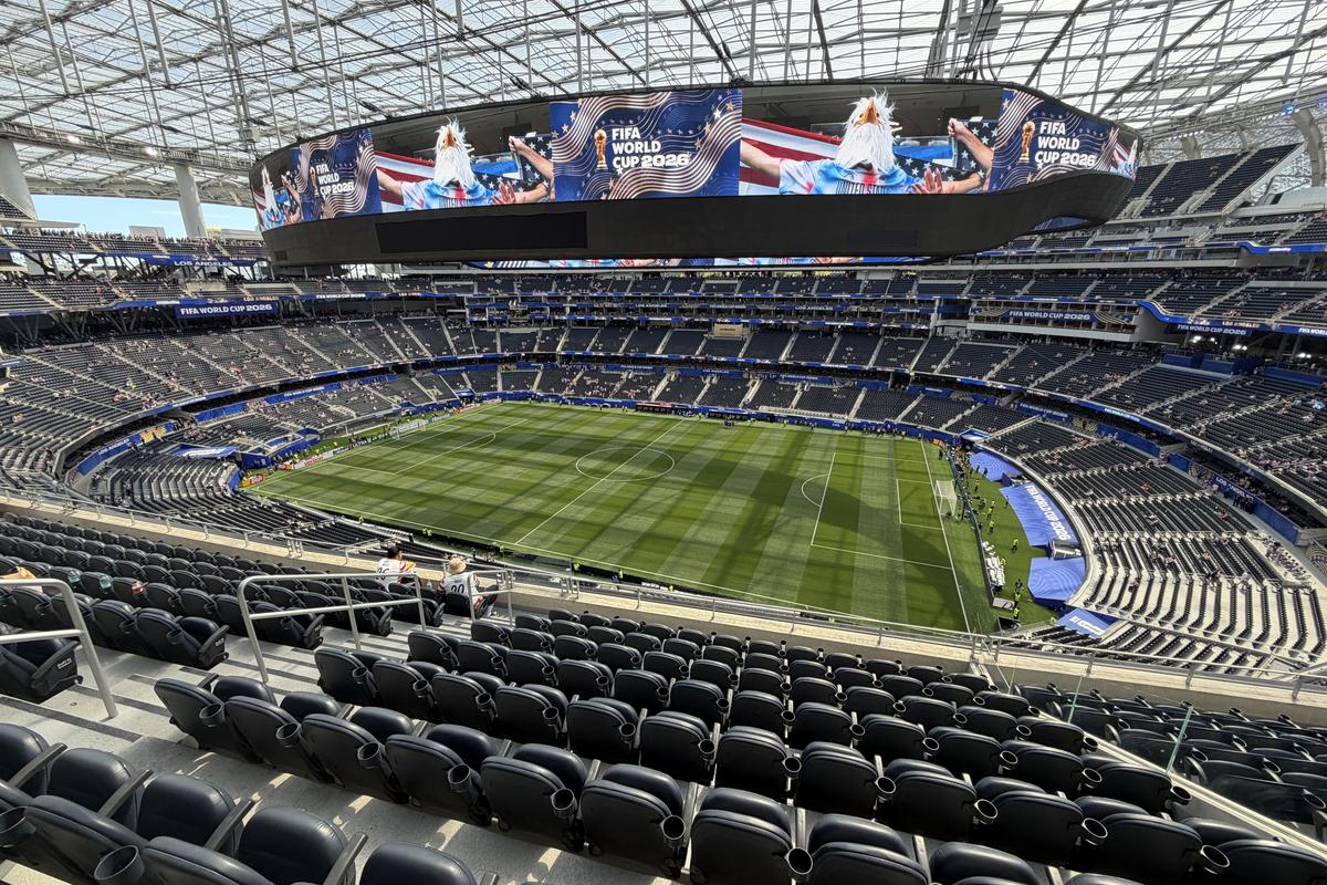 Imagini cu arena SoFi din Los Angeles