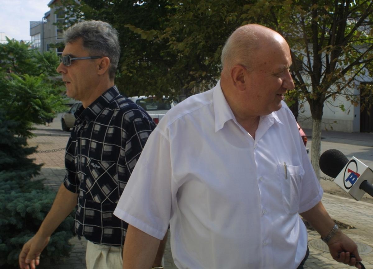 RETRO GSP. 17 ani de la moartea prematură a lui Deselnicu. Stranie coincidență: cei mai iubiți oameni ai Craiovei au murit de inimă