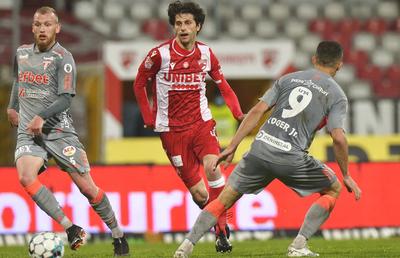 3 vedete au plecat de la Dinamo: „Le-am denunțat contractele” + „Discutăm rezilierea și cu Vlad Achim”