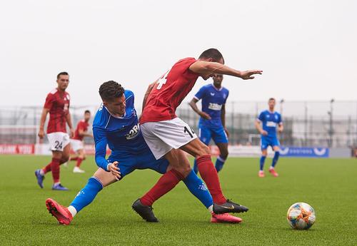 Ianis Hagi pe Victoria Stadium din Gibraltar, într-un meci Lincoln - Rangers, în preliminariile Europa League