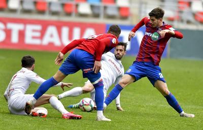 Modificare crucială în Liga 2: „Nu mai retrogradează 5 echipe!”