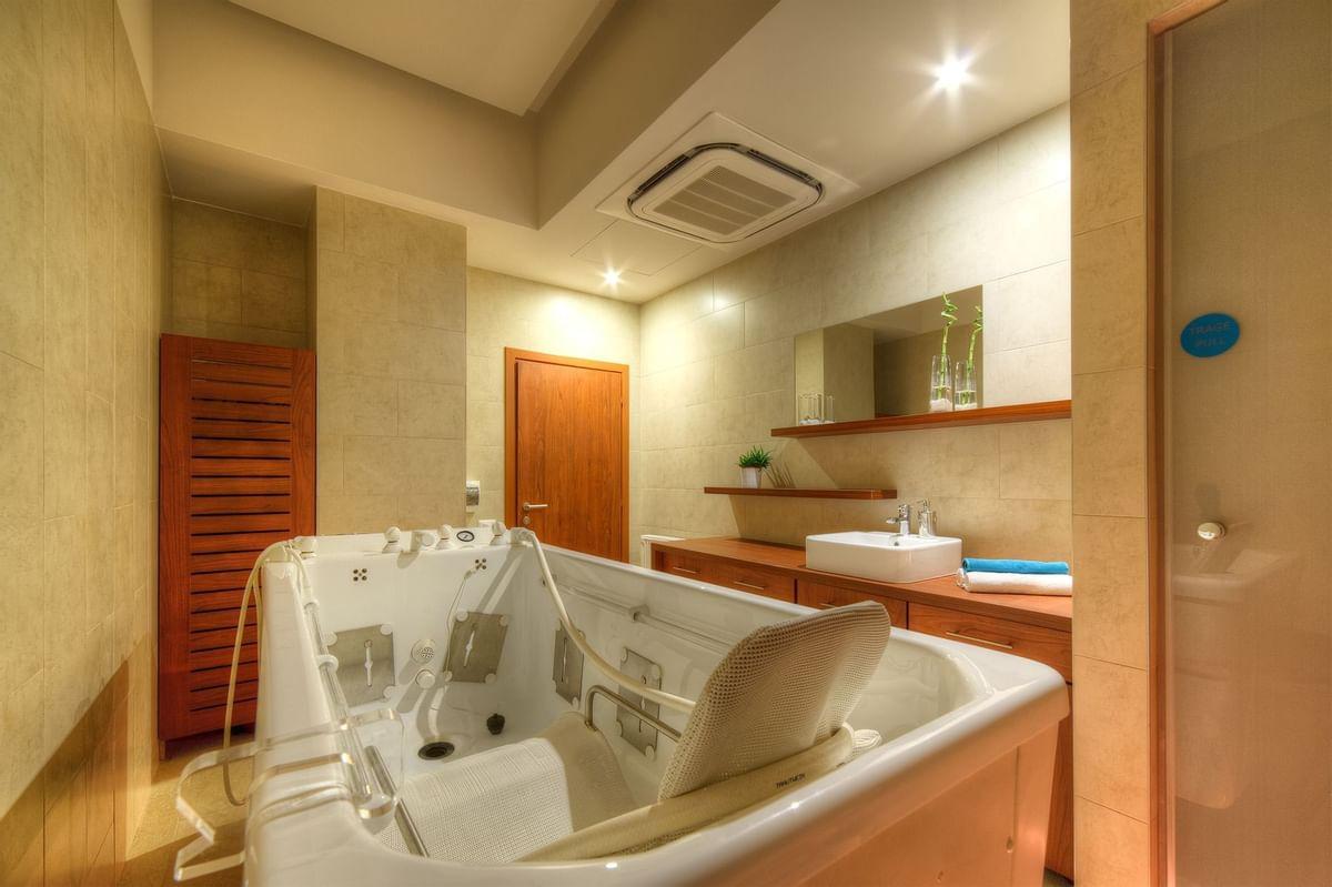Hotel Iaki