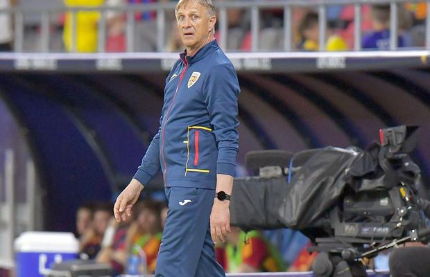 Răzvan Burleanu anunță când îl schimbă pe Emil Săndoi, după ce România a avut un Campionat European de coșmar
