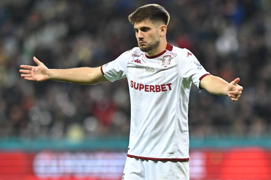 Paul Iacob evoluează din 2022 la Rapid Paul Iacob a plecat de la Rapid și a fost prezentat la alt club din Superligă: „Echipă de tradiție, sunt bucuros!”