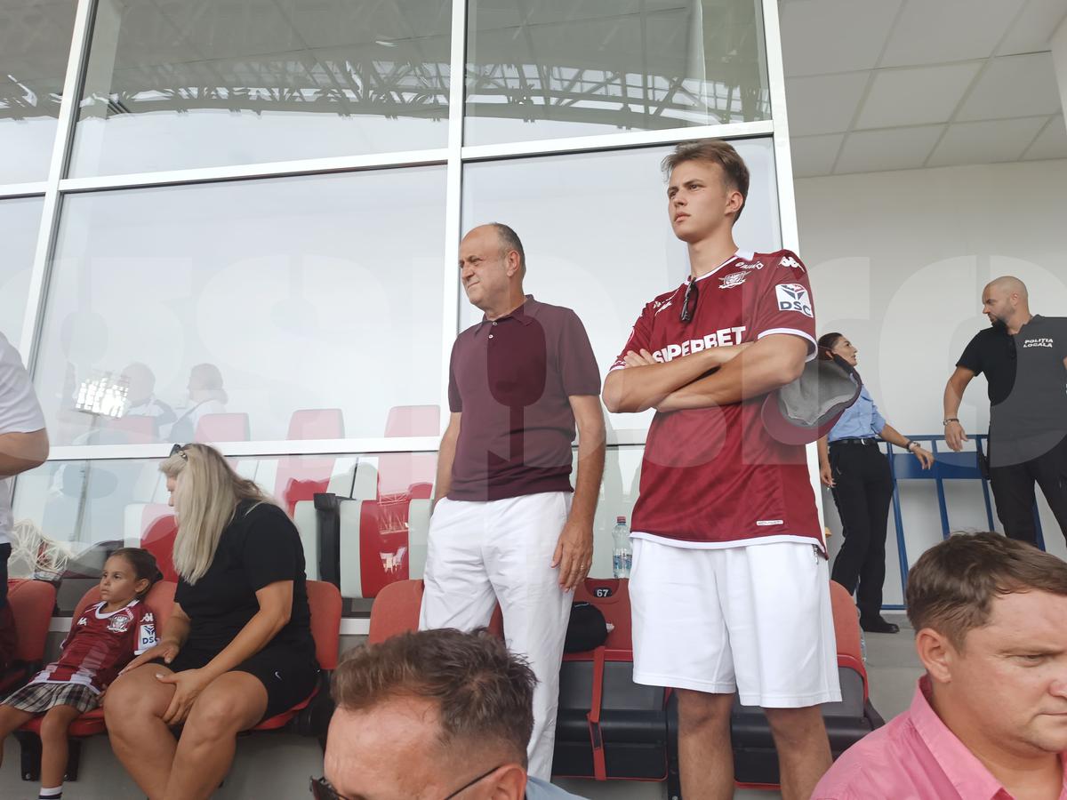 Dan Șucu, alături de Viorel Moldovan și Dan Șucu Jr. la UTA - Rapid