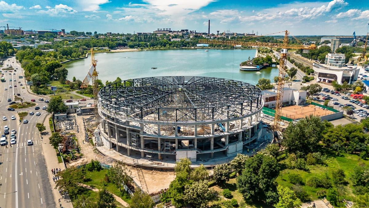 Orașul din România cu 65.000 locuitori se pregătește de inaugurarea unei săli de 5 stele! Lucrările, 96% finalizate