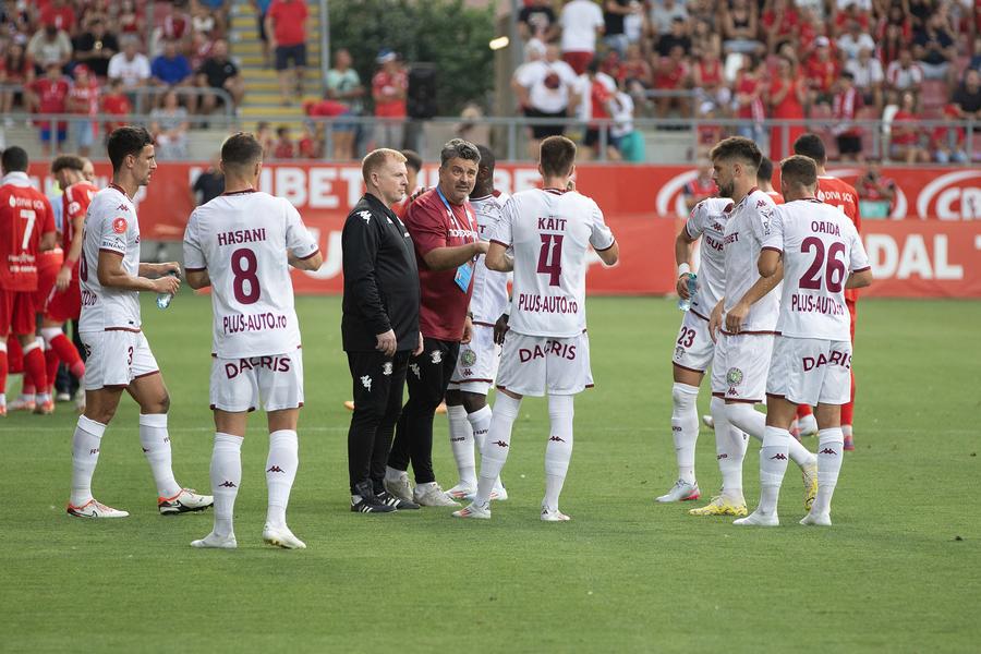 Stand up, boys!