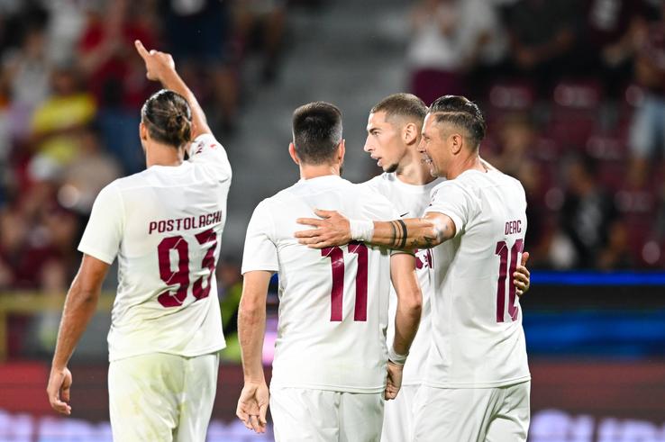 Imagini de la CFR Cluj - Unirea Slobozia (9)