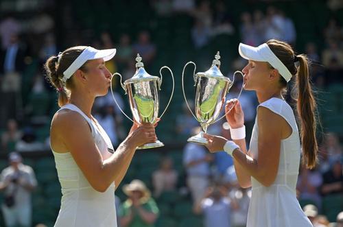 Veronika Kudermetova și Elise Mertens, campioane la dublu, la Wimbledon