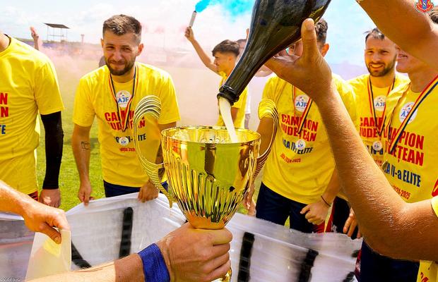 Au deschis șampaniile? FRF, aviz favorabil: încă un hop și sar două eșaloane, direct în Liga 2!