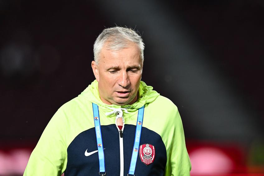 Imagini de la CFR Cluj - Unirea Slobozia, Dan Petrescu (1)