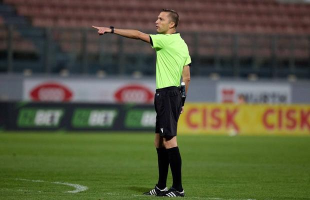 A fost anunțat arbitrul care va conduce returul Inter Club d'Escaldes - FCSB din preliminariile Champions League » A arbitrat-o pe Corvinul anul trecut