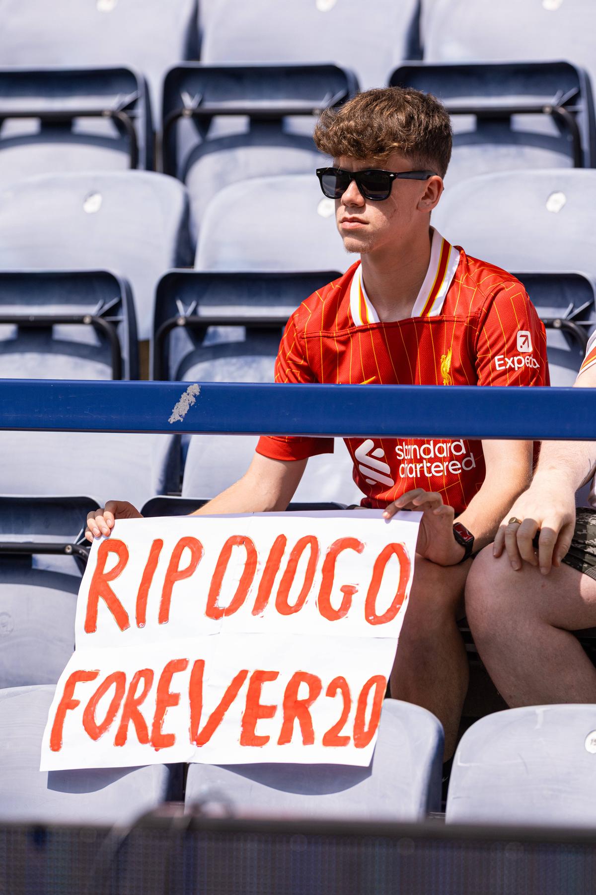 Ce s-a întâmplat la primul meci al lui Liverpool, după decesul lui Diogo Jota