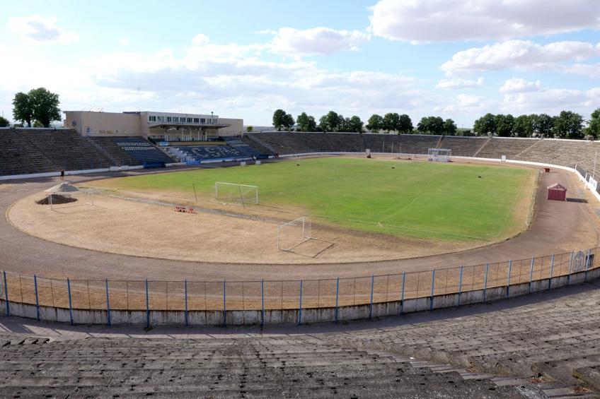 Ce a rămas din Stadionul „Iftimie Ilisei” din Medgidia. Foto: Andrei Furnigă, GSP