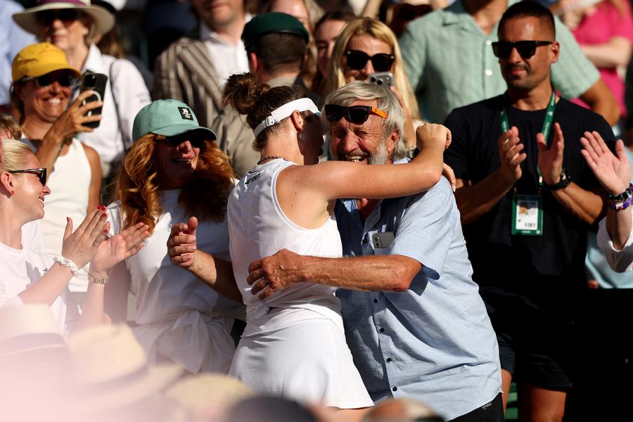 Latura filantropică a Lindei Noskova, noua campioană de la Wimbledon: „Vreau să am o voce nu doar pe teren, ci și în afara lui”