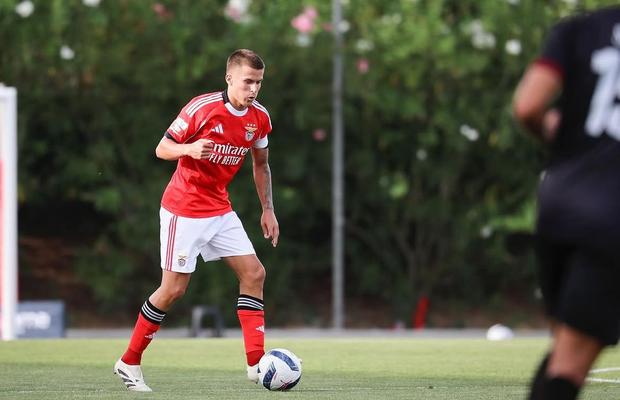 Dinamo a bătut palma cu Benfica pentru noul mijlocaș central! Decizia jucătorului