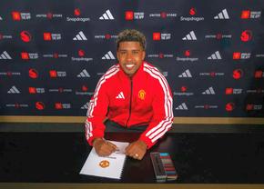 Manchester United a oficializat primul transfer al verii » Peste 58 de milioane de euro