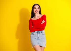 Fusta de blugi mini, midi sau maxi: Ce model să alegi pentru silueta, sezonul și stilul tău