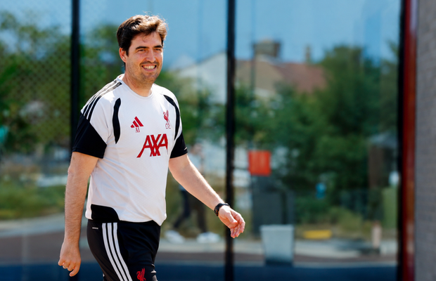 Andoni Iraola anunță schimbări majore la Liverpool în prima sa conferință: „Vom face lucrurile diferit”