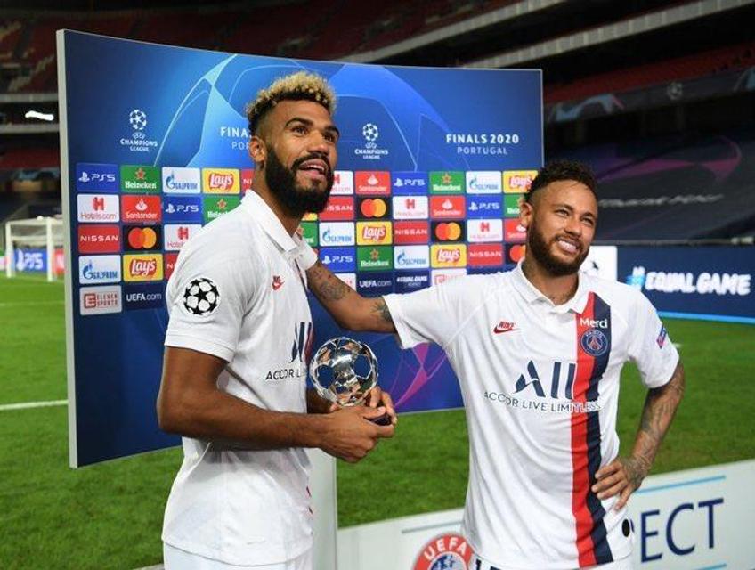 Ales MVP, brazilianul i-a dăruit trofeul pentru cel mai bun jucător lui Choupo-Moting, autorul golului calificării din PSG - Atalanta, scor 2-1