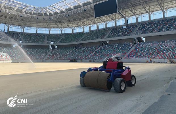 Stadionul Steaua: se montează gazonul pe arena din Ghencea. Imaginile prezentate de CNI