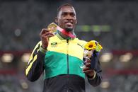 Povestea de la Tokyo care a ajuns virală » Un campion olimpic era să rateze concursul: cine l-a salvat + gestul superb făcut după finală