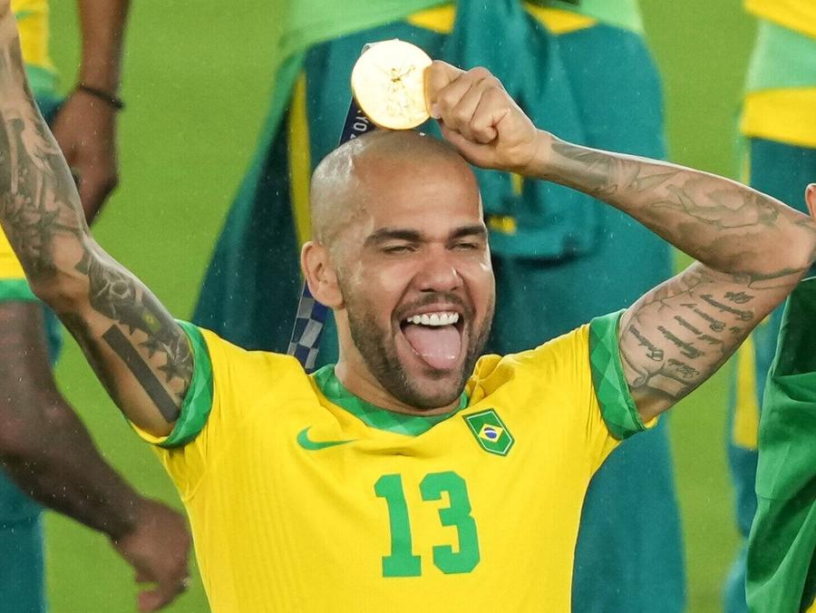 Dani Alves a câștigat aurul olimpic la Tokyo. Foto: Imago Sheriff-ul de la „ora Messi”