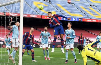 Bate vântul pe Camp Nou fără Messi » Barcelona nu poate umple nici măcar un sfert de stadion la debutul în noul sezon