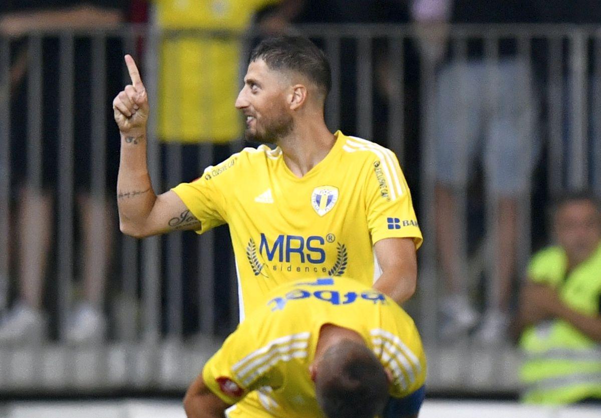 Gicu și fanii, Grozavi în „Primvs Derby” » Rapid, de nerecunoscut pe „Ilie Oană”! Clasamentul ACUM