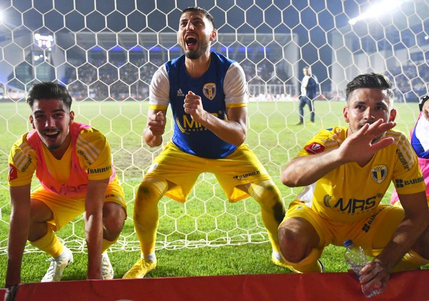 Petrolul a învins-o pe Rapid, scor 1-0, în runda cu numărul 5 din Liga 1. Gheorghe Grozav (31 de ani) a decis „Primus Derby”.