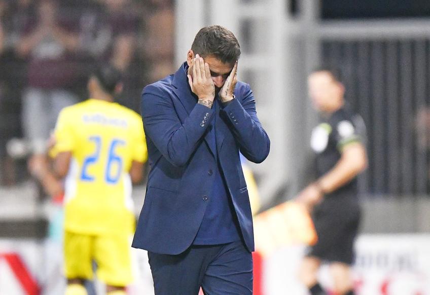 Petrolul a învins-o pe Rapid, scor 1-0, în runda cu numărul 5 din Liga 1. Adrian Mutu (43 de ani), antrenorul giuleștenilor, crede că rezultatul a fost nedrept.