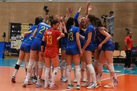 Gata pentru o întâlnire istorică » Voleibalistele „tricolore” se pregătesc pentru meciul cu Italia de marți, cel care va deschide această ediție a Campionatului European