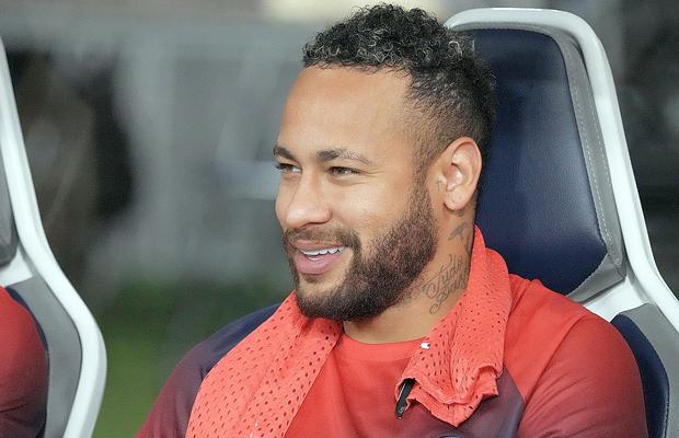 L'Equipe anunță că Neymar a bătut palma cu noul club! Va încasa 160 de milioane de euro în următoarele două sezoane