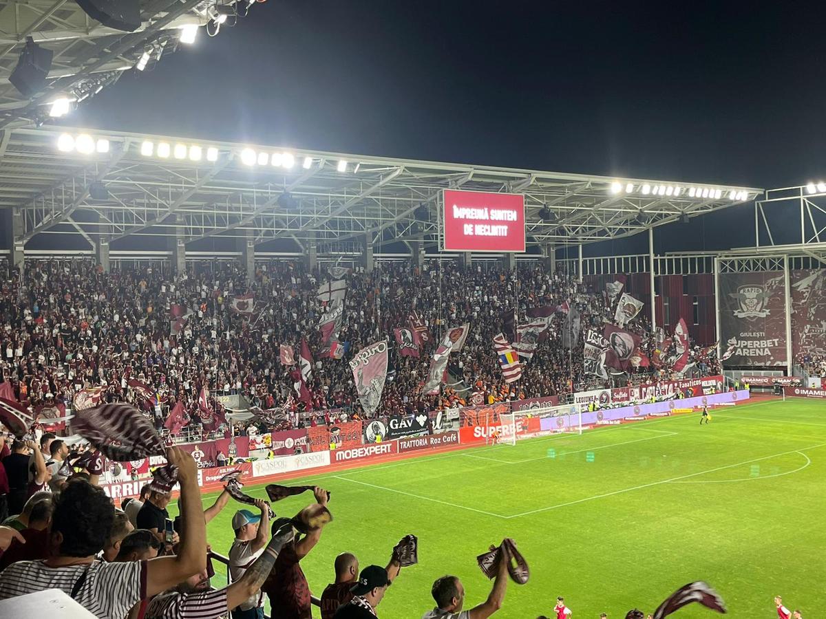 Scenografii și atmosferă la Rapid - Petrolul