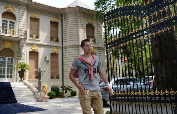 Primul transfer al lui Reghecampf la FCSB s-a lăsat de fotbal » Cu ce se ocupă acum Andrei Dumitraș: „Am acceptat pentru proiect”