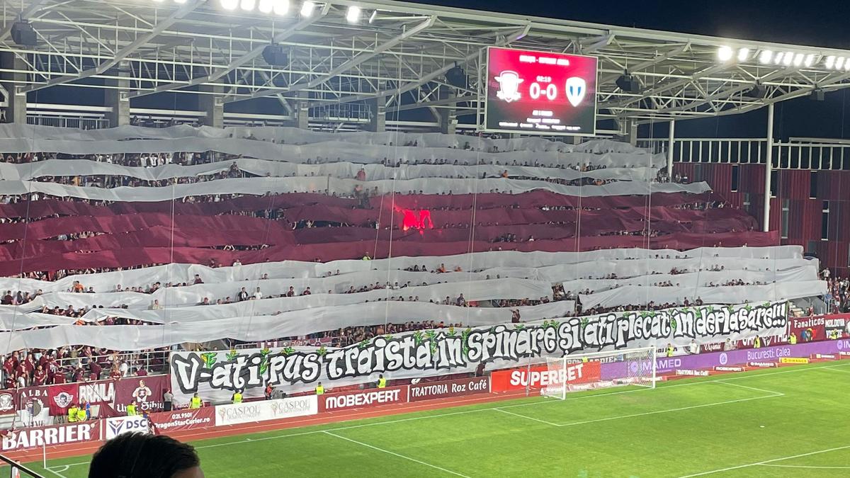 Galeria Petrolului, scenografie rasistă la derby-ul cu Rapid: „Coșmarul vostru” » Cum au răspuns giuleștenii
