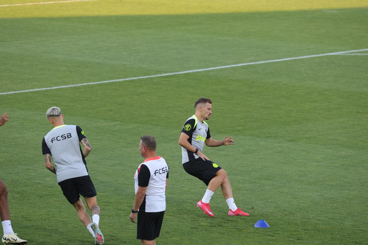 Antrenament FCSB la Priştina