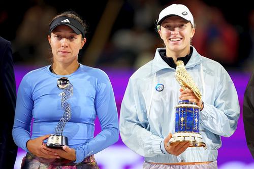 Jessica Pegula și Iga Swiatek, foto: Guliver/gettyimages