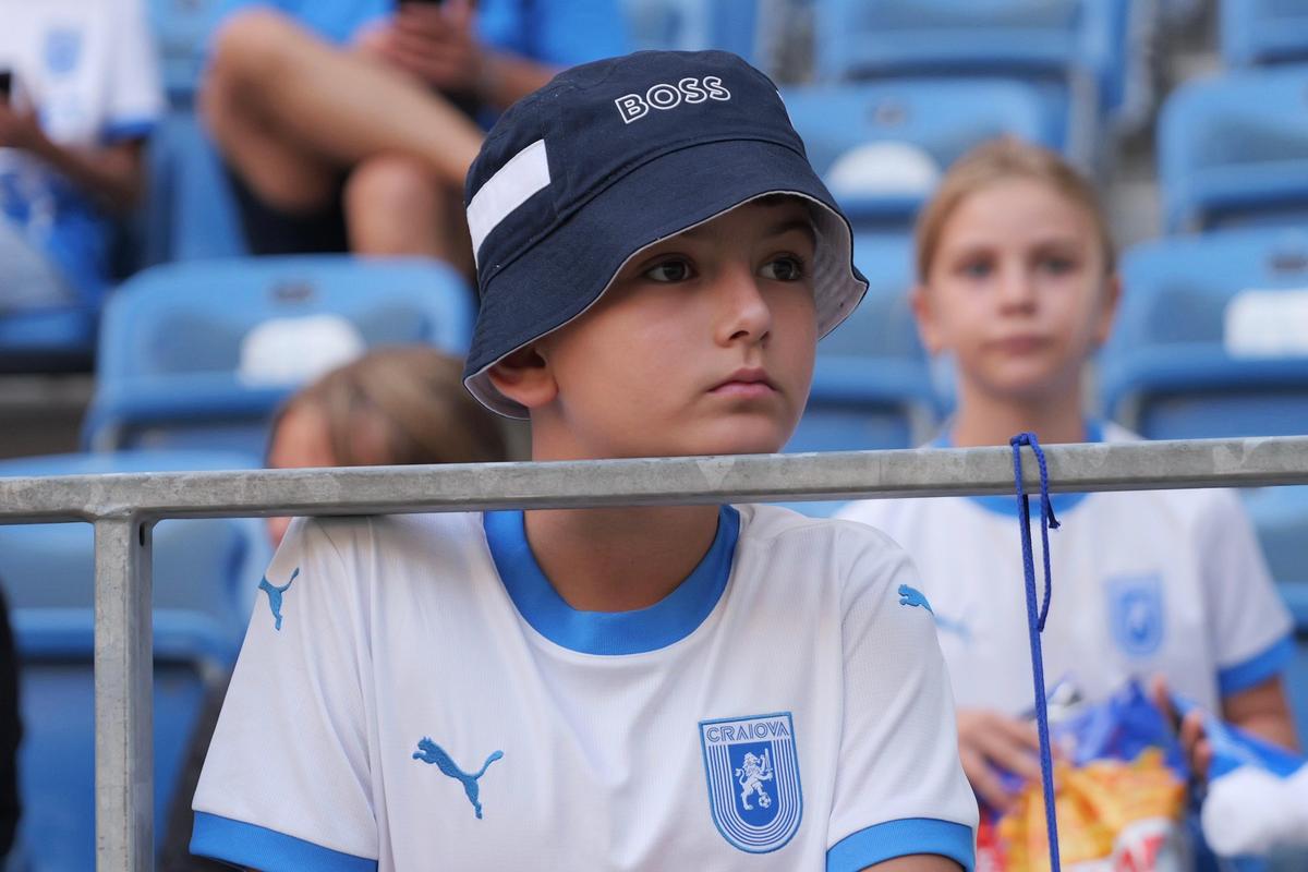 Universitatea Craiova - KuPS, înainte de meci