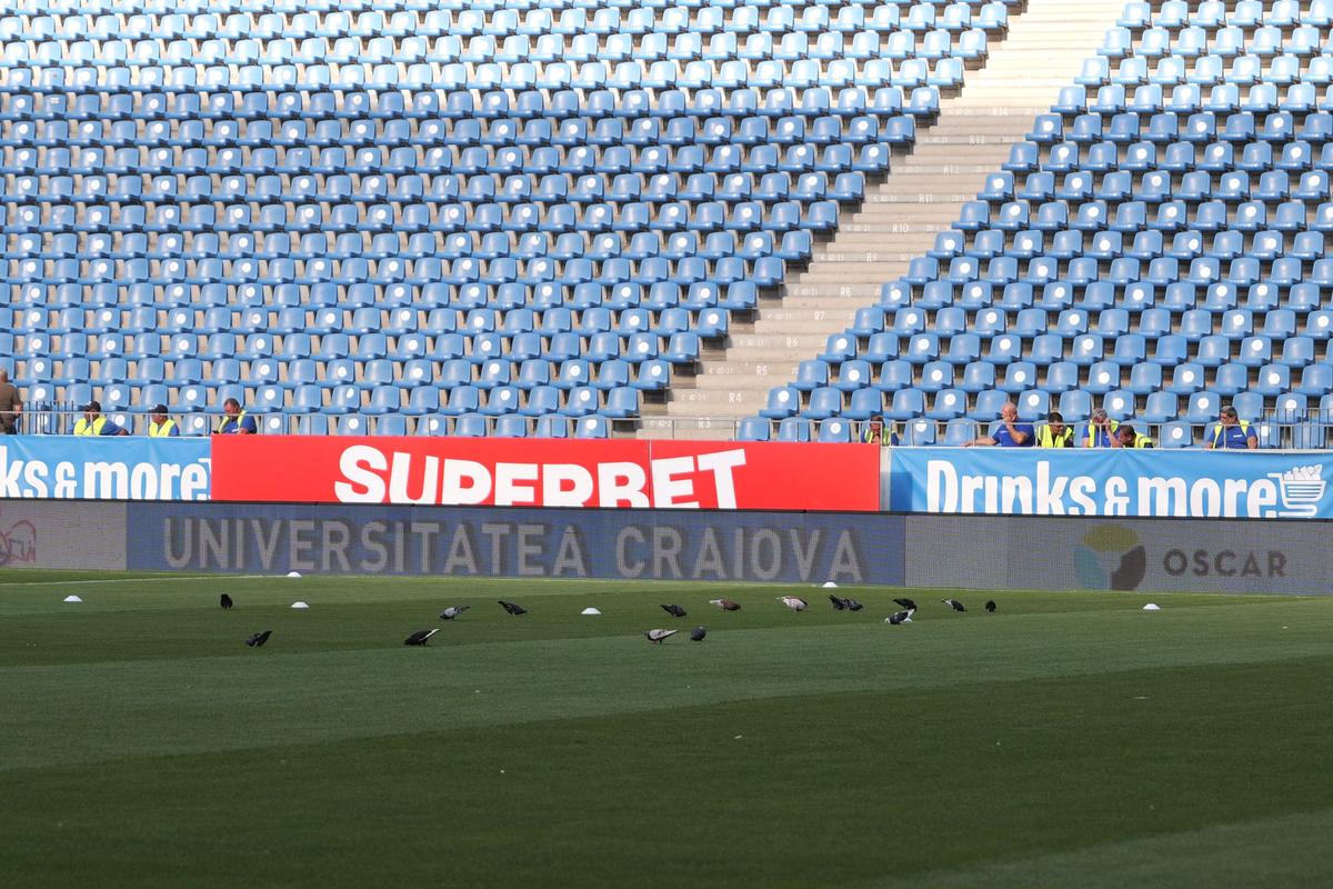 Universitatea Craiova - KuPS, înainte de meci