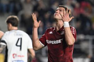 Lovitură pentru Daniel Paraschiv: după despărțirea de Rapid, românul a rămas fără contract în Spania