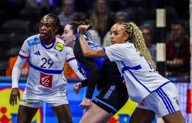 E pregătită să rupă plasele în „Liga Florilor”: „Va deveni profesoară”