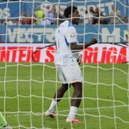 Nsimba a egalat din penalty cu KuPS // foto: Andrei Furnigă