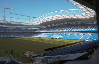 FOTO În Spania se poate! Real Sociedad a făcut ce Dinamo doar visează: și-a scos pista de la stadion și a mărit capacitatea cu 10.000 de locuri