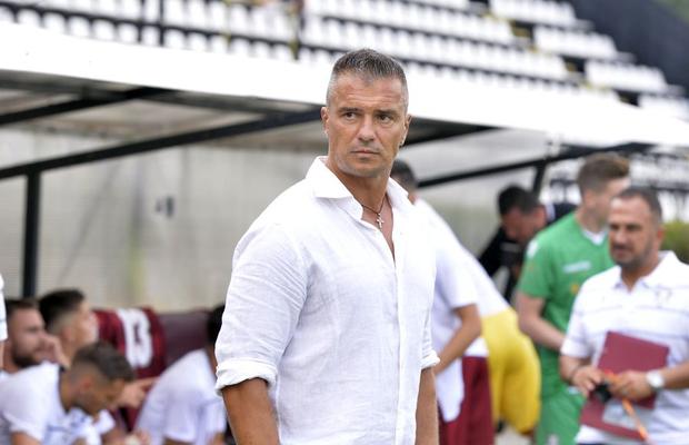 Daniel Pancu, victima postacilor? Antrenorul Rapidului bănuiește o conspirație de proporții: „Șobolanilor, treceți în cotloane!”