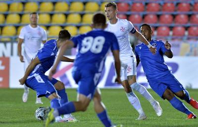 FC VOLUNTARI - FCSB 2-1. Jucătorii lui Toni Petrea, puși la colț: „Omul meciului a fost Eric, care e aproape la fel de gras ca mine”